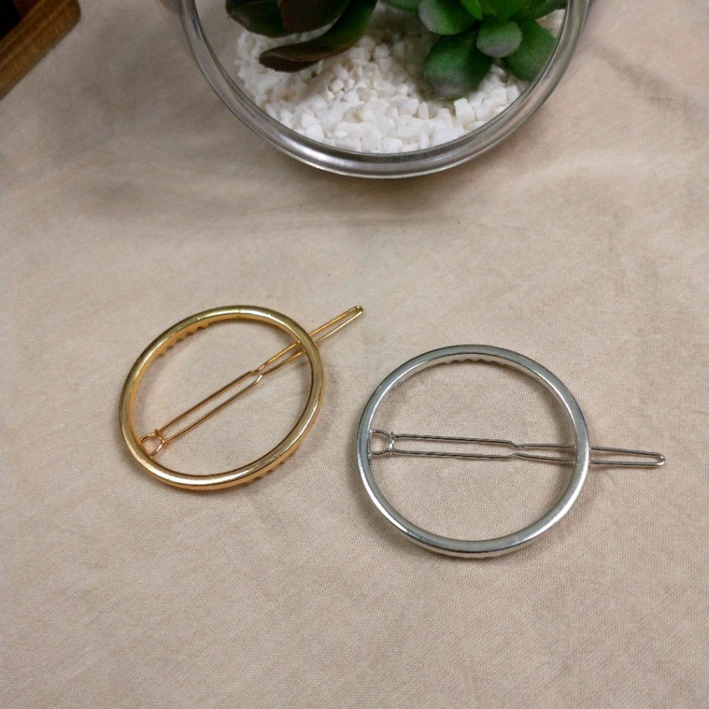 2pc Minimalist Circle Hair Clips